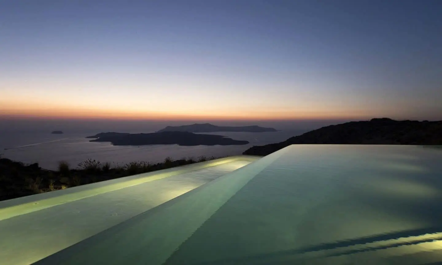 That Time I Stayed in a $22,000-a-Night Private Villa in Santorini