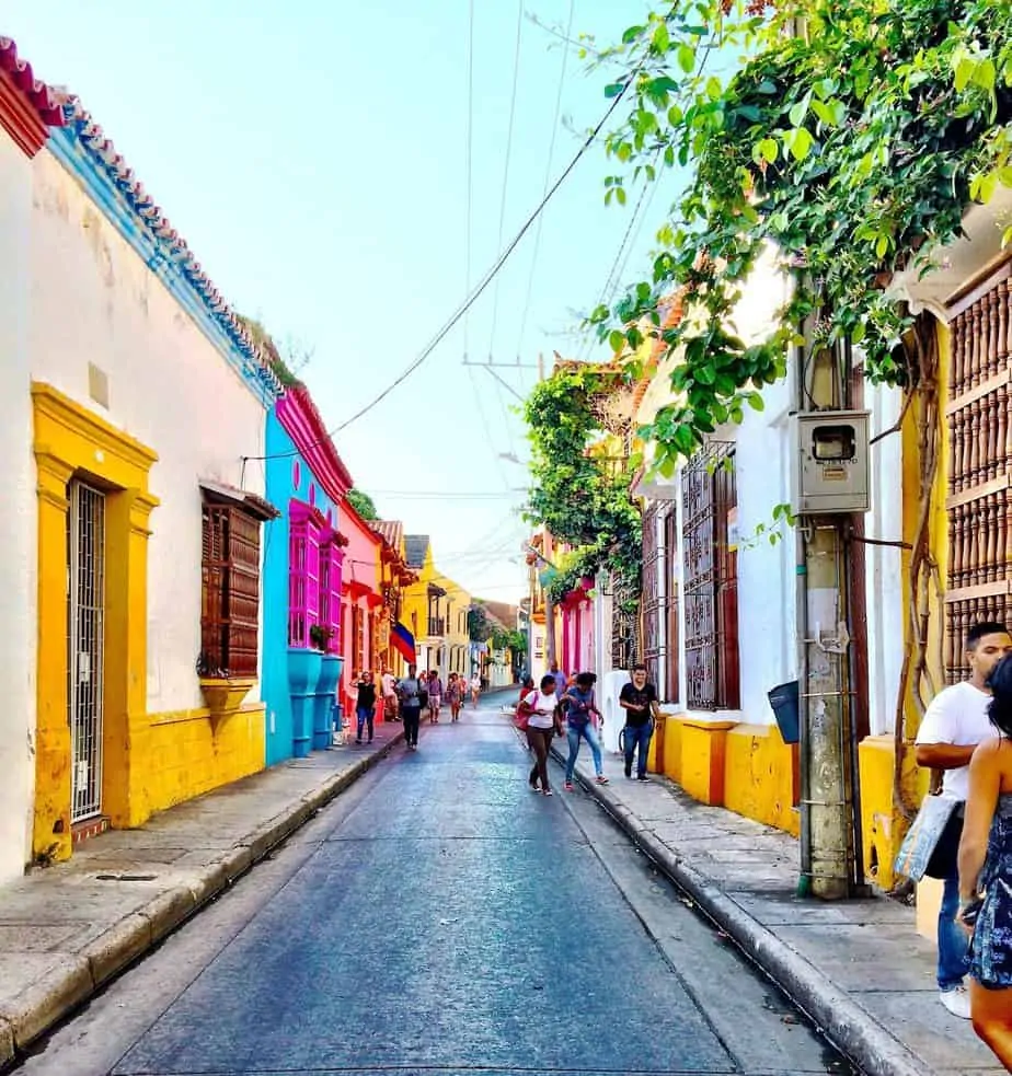 colorful streets of cartagena