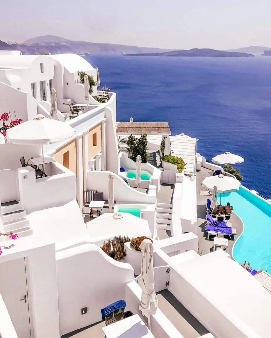 oia santorini katikies