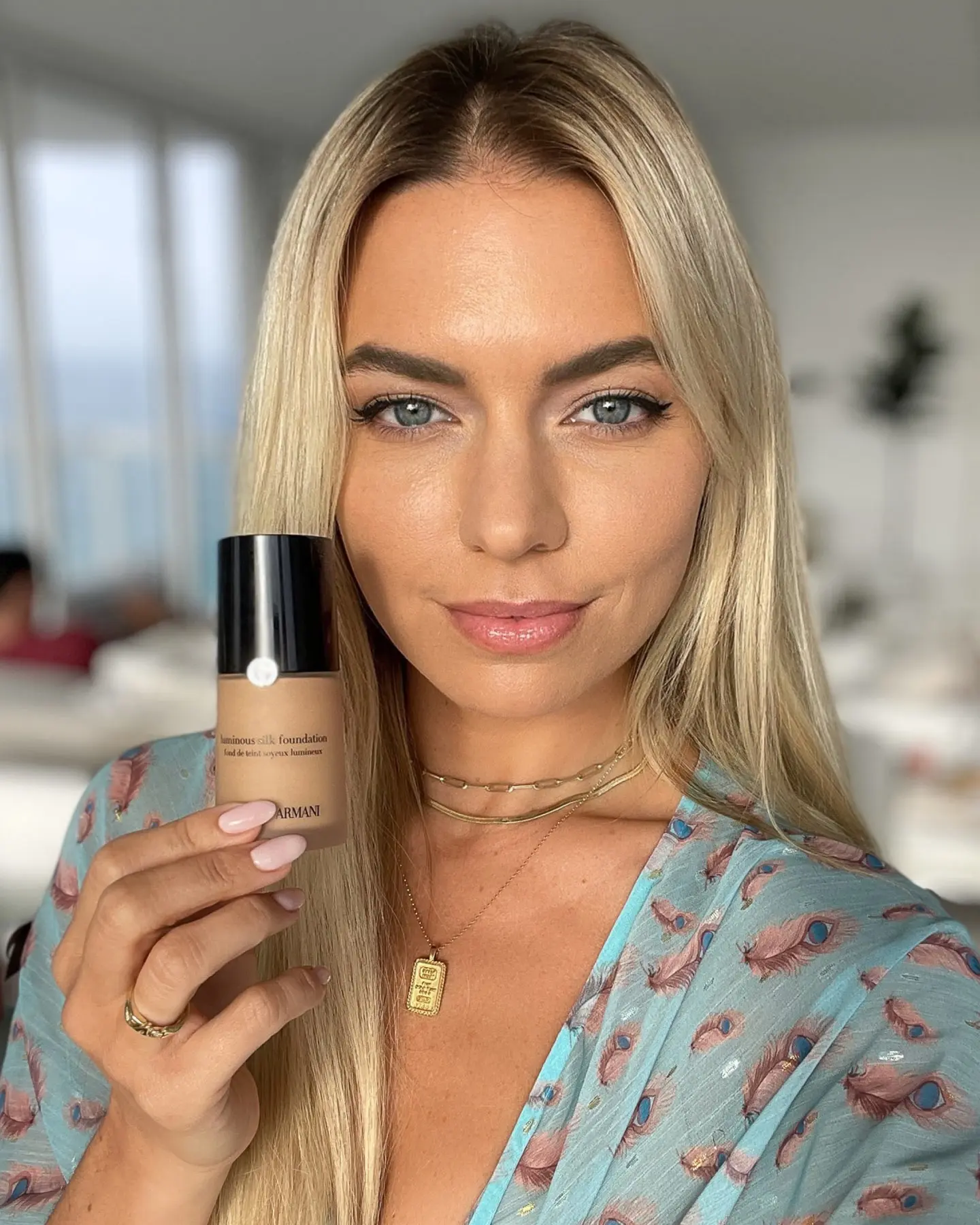 Giorgio Armani Luminous Silk foundation Review