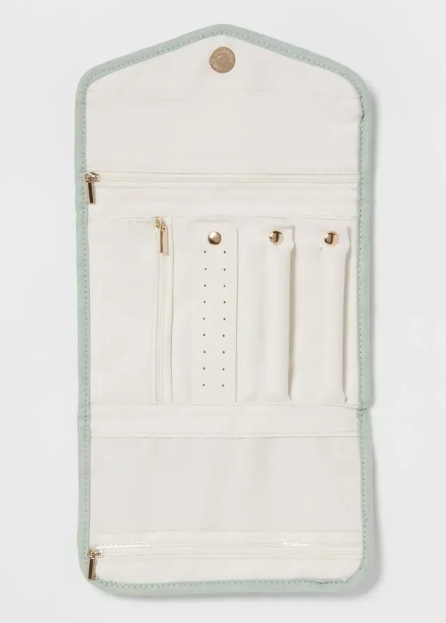 Folding Travel Accessory Organizer Folding Travel Accessory Organizer