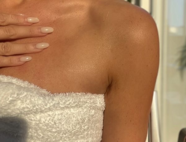 photo of shoulder in natural sunlight