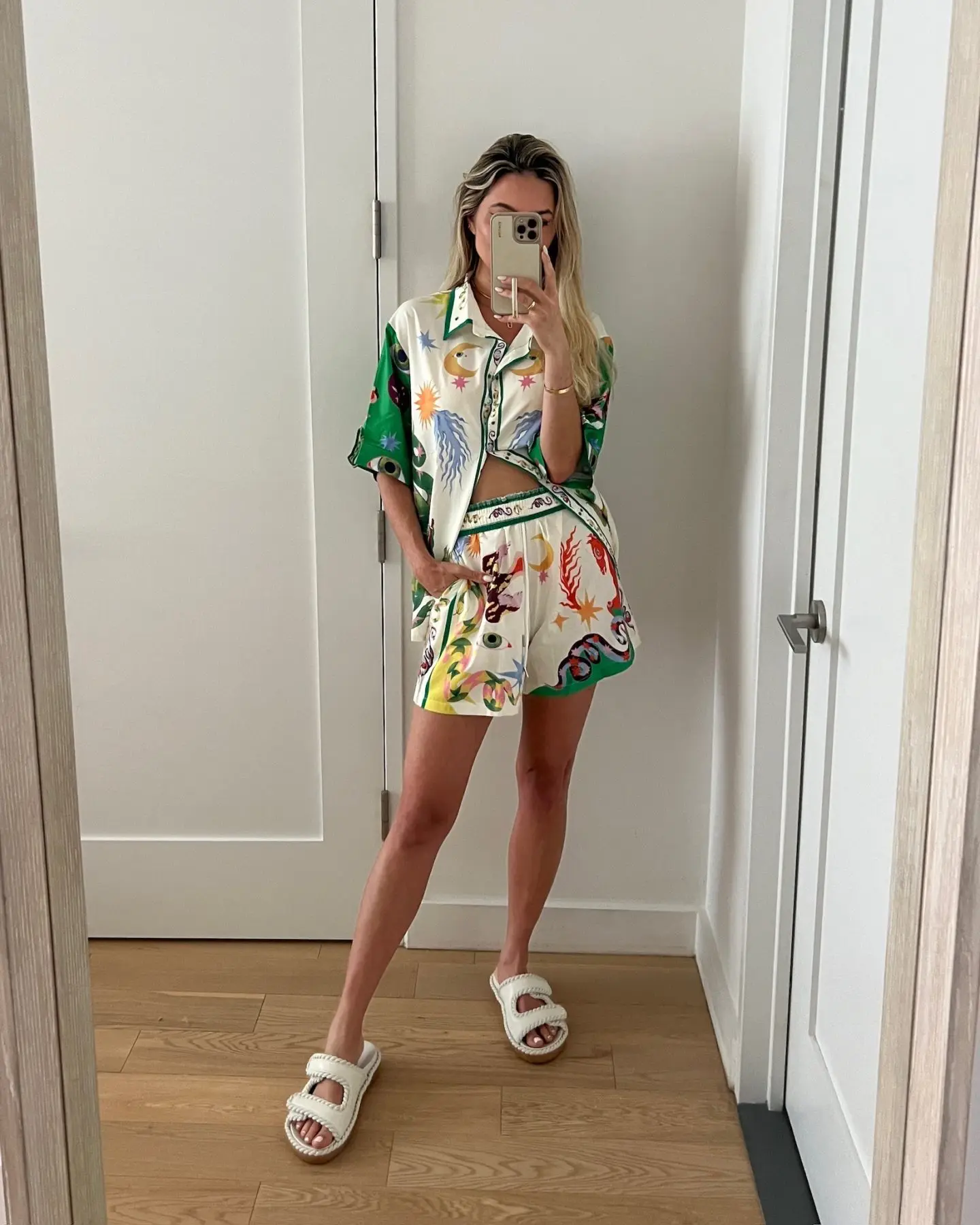 8 Best Summer Airport Outfits