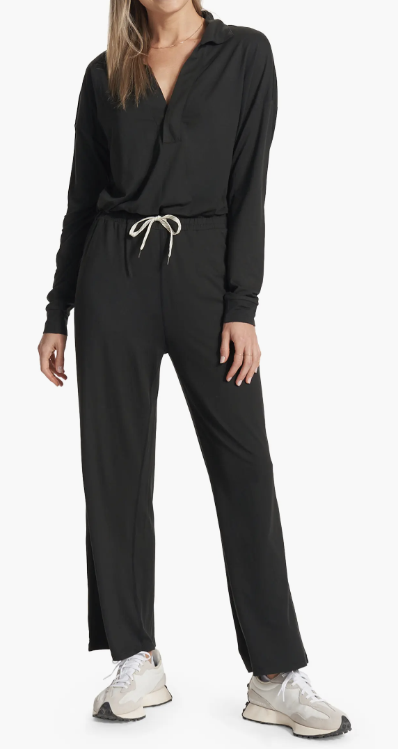 Cozy Jumpsuit airplane outfit