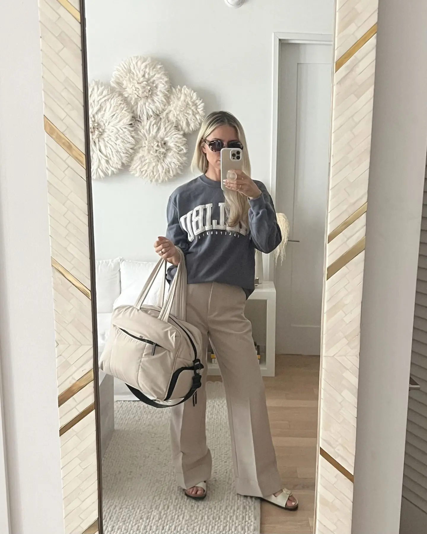 travel business outfit