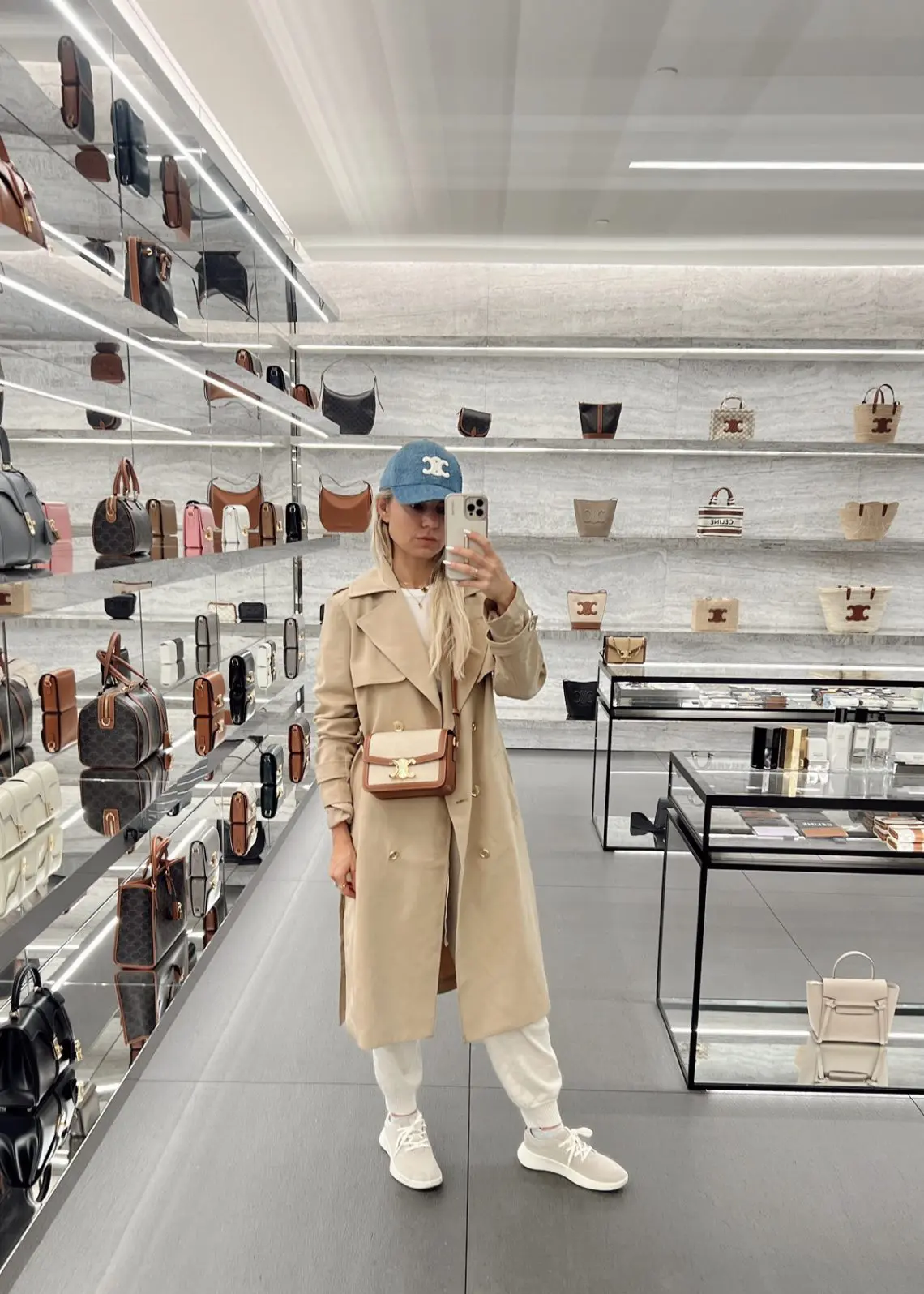30 Comfortable Travel Outfits Stylish Outfits for Flying